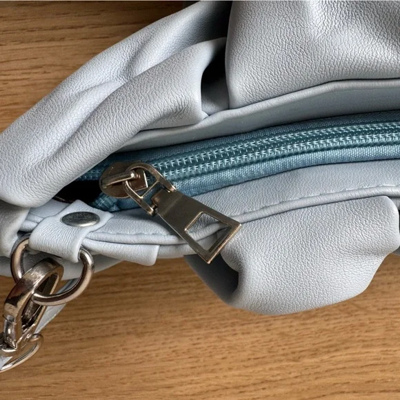 Light Blue Ruched Shoulder Bag - Women - Picture 2 of 4